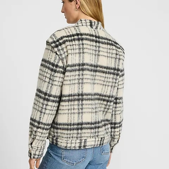 Express Fuzzy Plaid Cap Sleeve Shacket - Picture 4 of 4